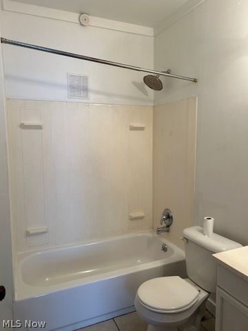 15710 Holmes Avenue, Cleveland, OH 44110