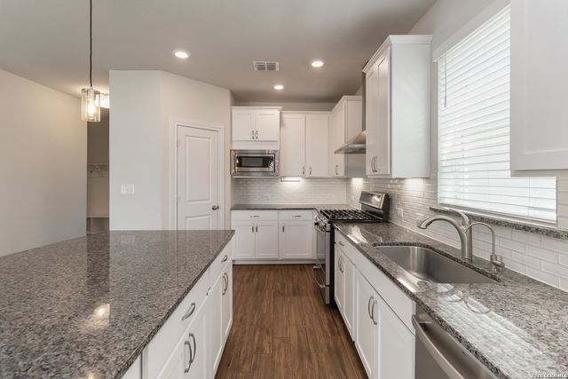 11989 TRAILING CRK, Schertz, TX 78154