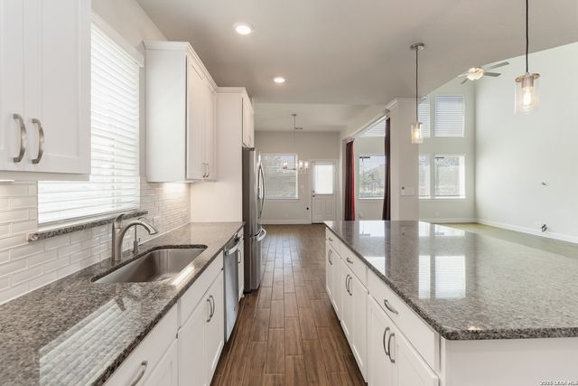 11989 TRAILING CRK, Schertz, TX 78154