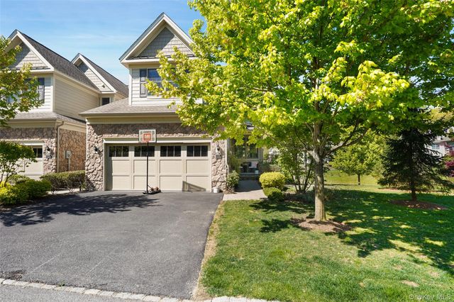 13 Deforest Drive, Cortlandt Manor, NY 10567