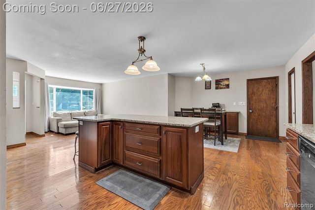 2752 Red Arrow Drive, Commerce Twp, MI 48382