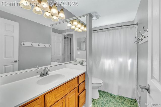 2752 Red Arrow Drive, Commerce Twp, MI 48382