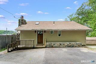 4 Candlewood Birches, Brookfield, CT 06804