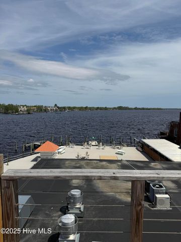 301/302 S Water Street, Elizabeth City, NC 27909