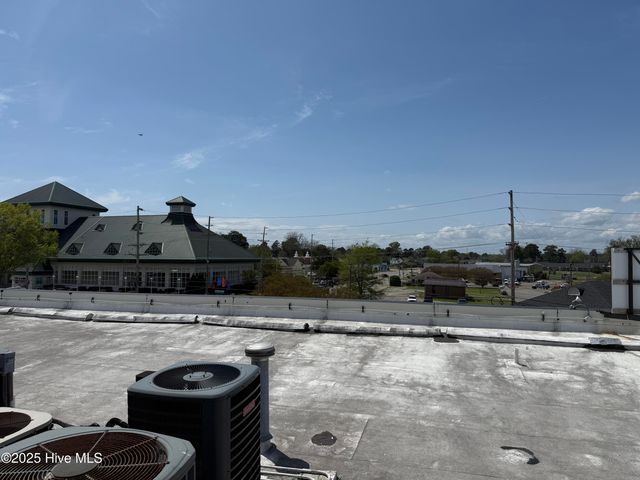 301/302 S Water Street, Elizabeth City, NC 27909