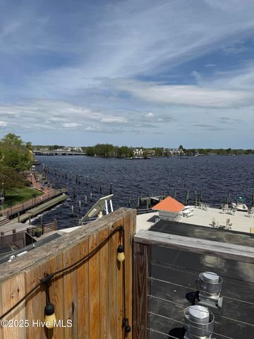 301/302 S Water Street, Elizabeth City, NC 27909