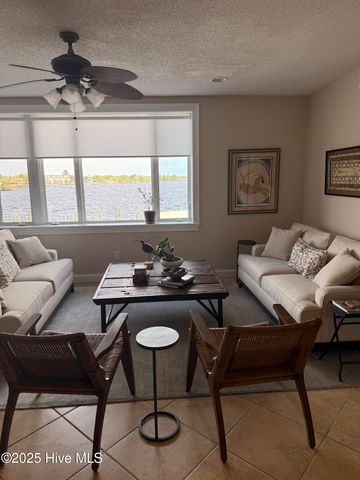 301/302 S Water Street, Elizabeth City, NC 27909