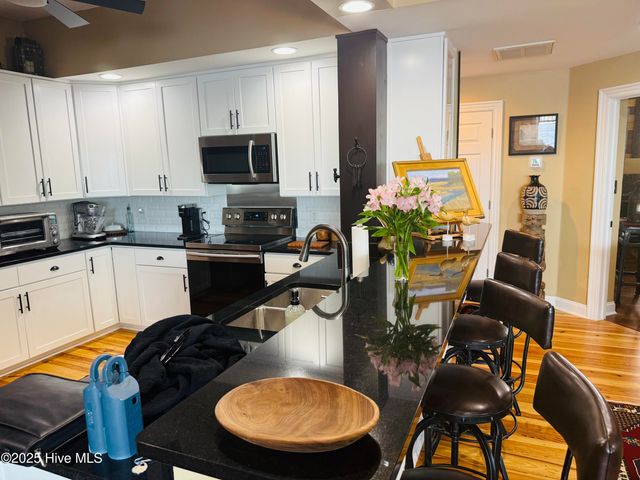 301/302 S Water Street, Elizabeth City, NC 27909