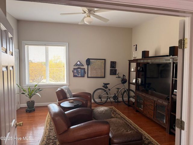 301/302 S Water Street, Elizabeth City, NC 27909