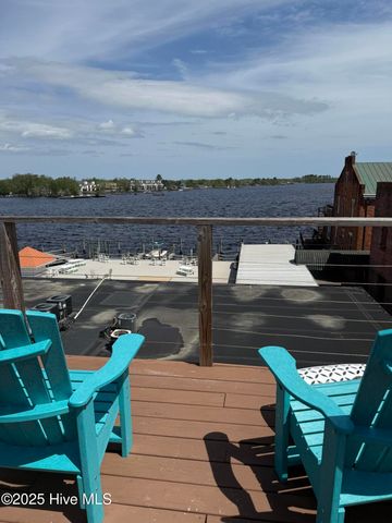 301/302 S Water Street, Elizabeth City, NC 27909