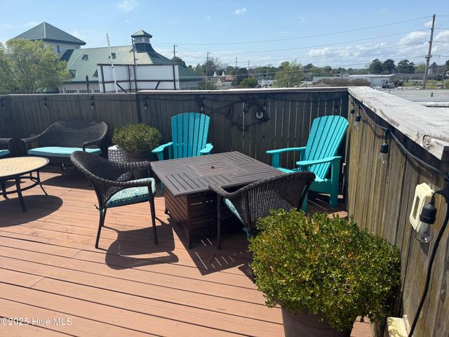 301/302 S Water Street, Elizabeth City, NC 27909