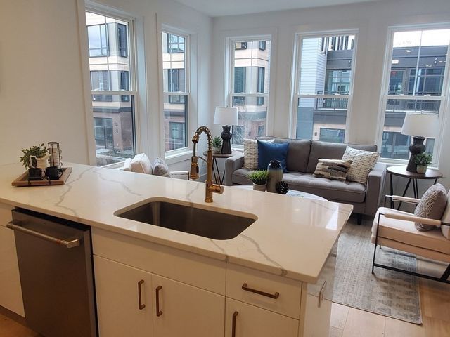 9 Greenmount Street 2, Boston, MA 02125