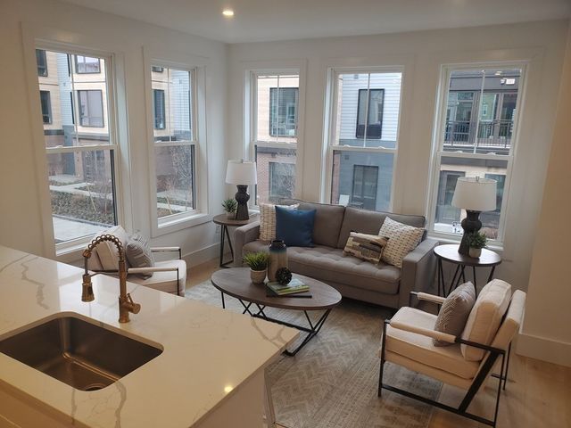 9 Greenmount Street 2, Boston, MA 02125