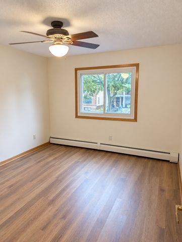 2630 PLEASANT Avenue S 206, Minneapolis, MN 55408