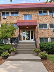 2630 PLEASANT Avenue S 206, Minneapolis, MN 55408