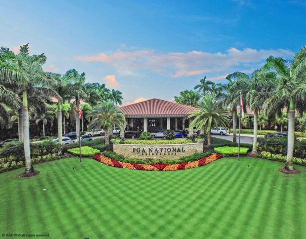 356 Prestwick Circle 3, Palm Beach Gardens, FL 33418