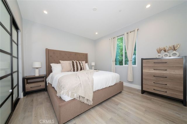 5849 Shirley, Tarzana, CA 91356