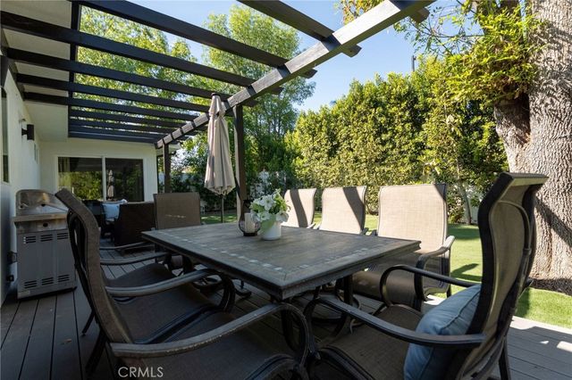 5849 Shirley, Tarzana, CA 91356