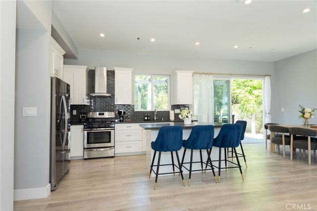 5849 Shirley, Tarzana, CA 91356