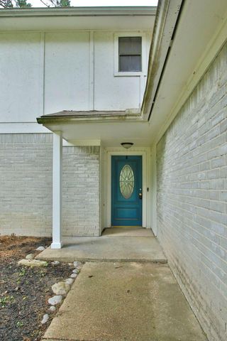 1 Greeningdon Street, The Woodlands, TX 77381