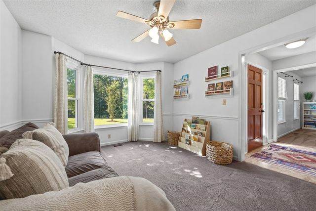227 shady oaks Drive, Six Mile, SC 29682