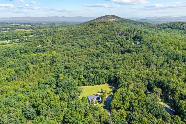 227 shady oaks Drive, Six Mile, SC 29682