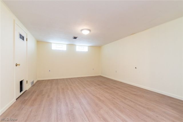 24100 Shaker Boulevard, Shaker Heights, OH 44122