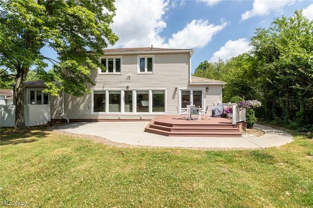 24100 Shaker Boulevard, Shaker Heights, OH 44122