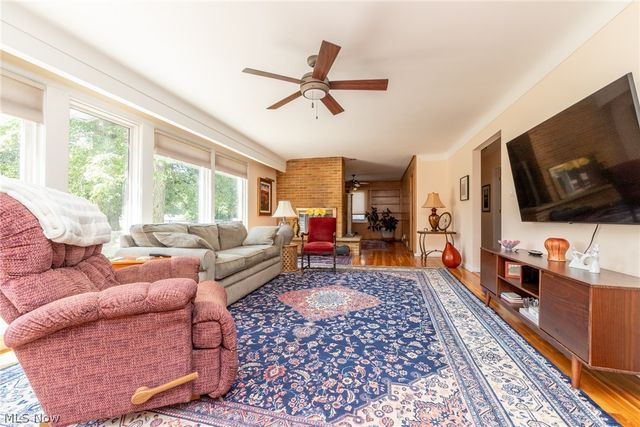 24100 Shaker Boulevard, Shaker Heights, OH 44122