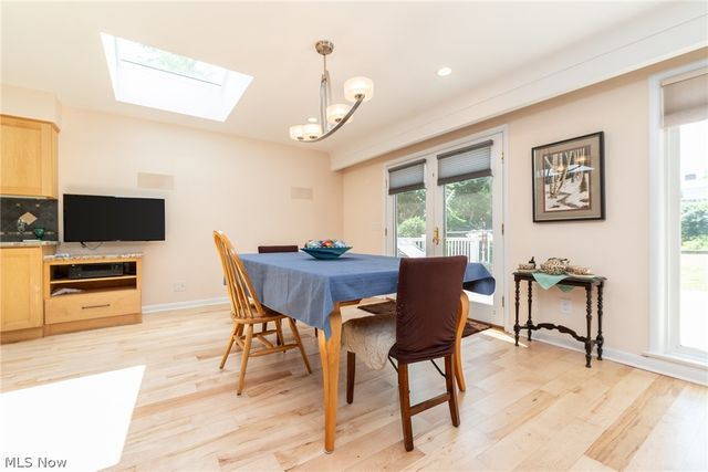 24100 Shaker Boulevard, Shaker Heights, OH 44122