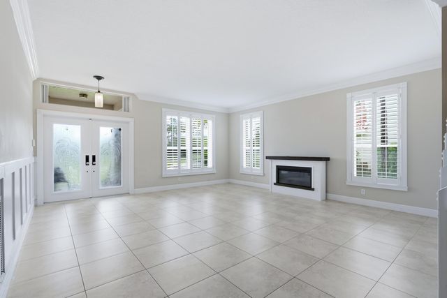 15562 Cypress Park Drive, Wellington, FL 33414