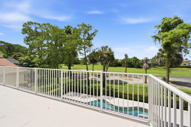 15562 Cypress Park Drive, Wellington, FL 33414