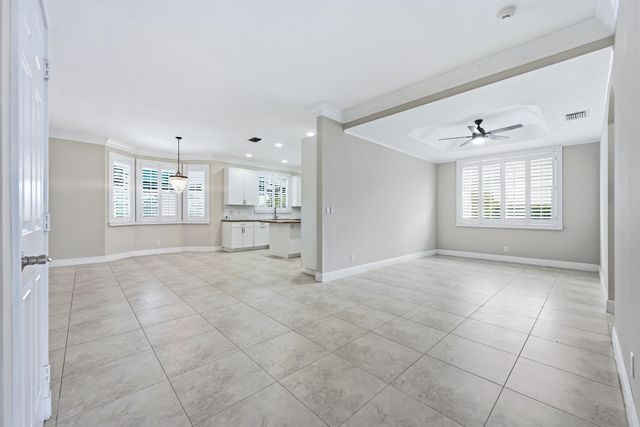 15562 Cypress Park Drive, Wellington, FL 33414