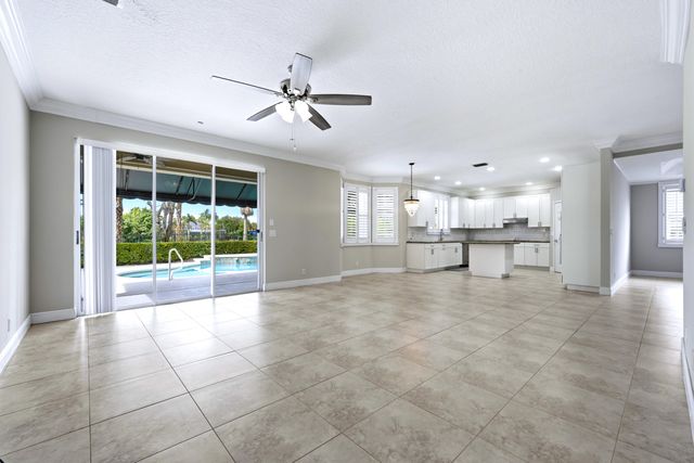 15562 Cypress Park Drive, Wellington, FL 33414