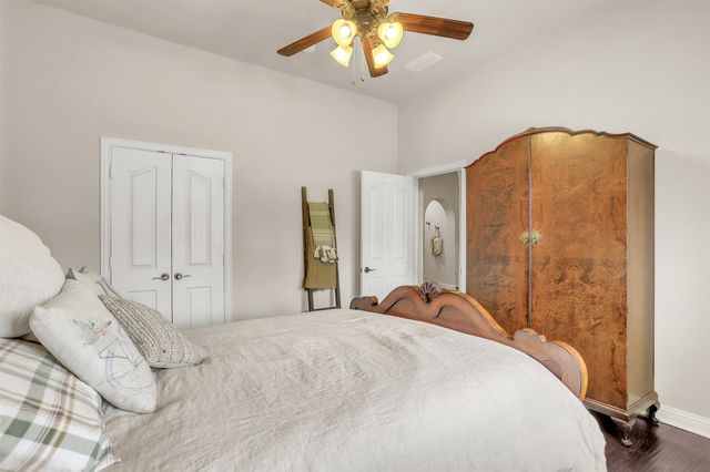 1001 Middleton Street, Forney, TX 75126