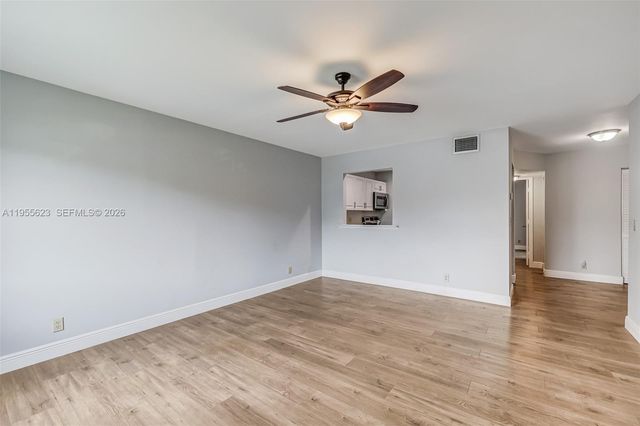 2641 Gately Drive W 902, Lake Worth, FL 33415