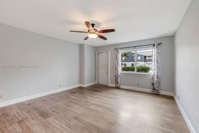 2641 Gately Drive W 902, Lake Worth, FL 33415