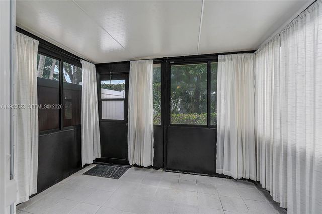 2641 Gately Drive W 902, Lake Worth, FL 33415