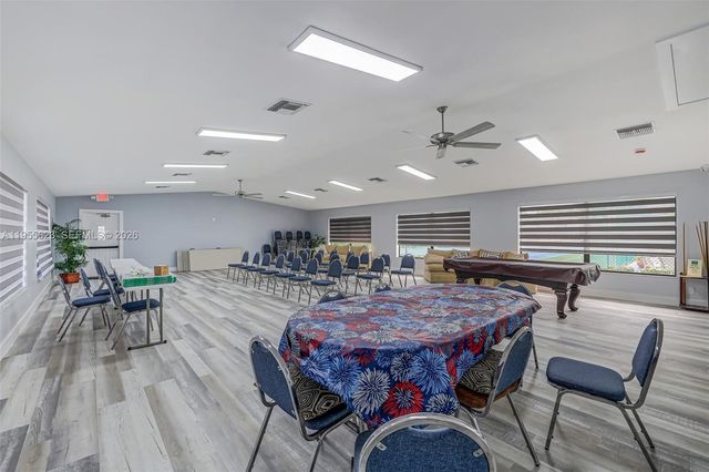 2641 Gately Drive W 902, Lake Worth, FL 33415