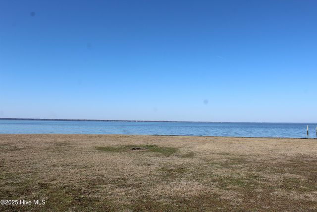 331 Newberry Landing, Roper, NC 27970