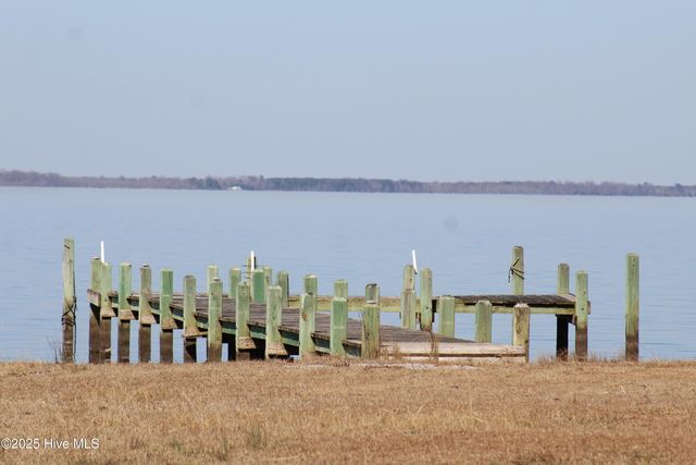 331 Newberry Landing, Roper, NC 27970