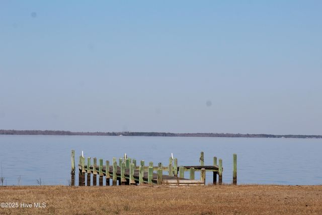 331 Newberry Landing, Roper, NC 27970