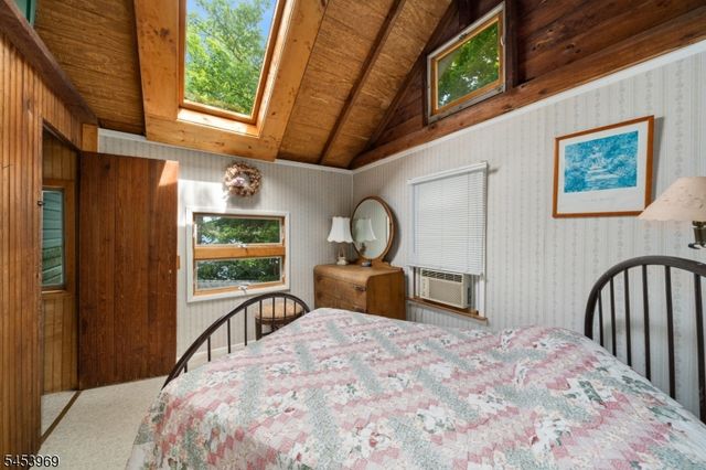 116 E Shore Culver Rd, Frankford Twp., NJ 07826