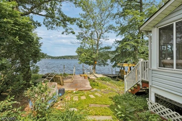 116 E Shore Culver Rd, Frankford Twp., NJ 07826