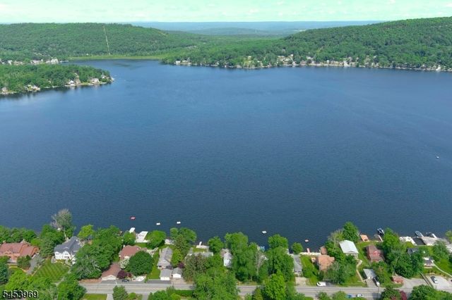 116 E Shore Culver Rd, Frankford Twp., NJ 07826