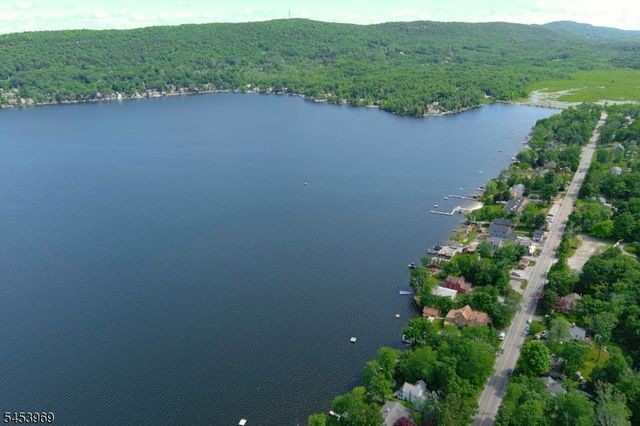 116 E Shore Culver Rd, Frankford Twp., NJ 07826