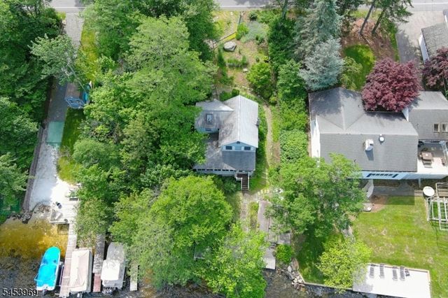 116 E Shore Culver Rd, Frankford Twp., NJ 07826
