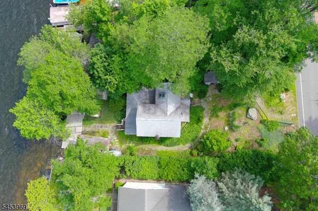 116 E Shore Culver Rd, Frankford Twp., NJ 07826