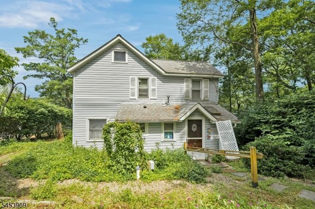 116 E Shore Culver Rd, Frankford Twp., NJ 07826