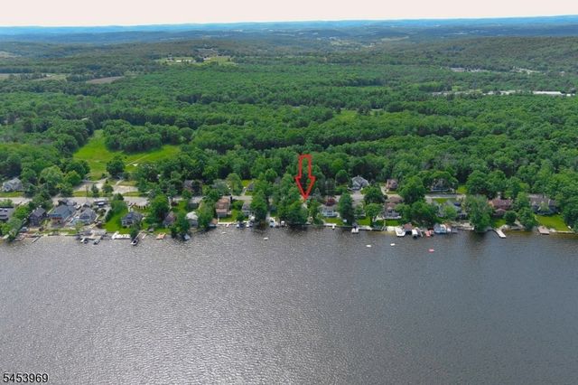 116 E Shore Culver Rd, Frankford Twp., NJ 07826